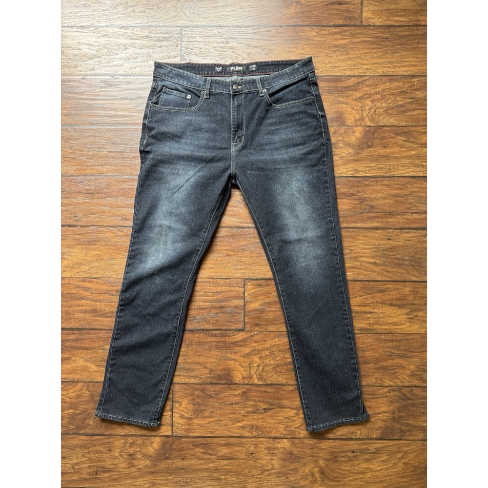 MBX Denim Dark Blue Jeans Mens Straight Fit (size 38x32)